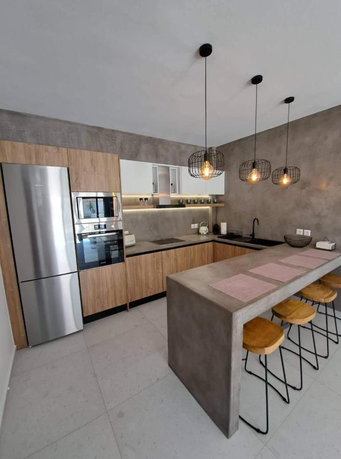 Courtyard Luxury Suites “Marianthi” Pefki  Екстер'єр фото